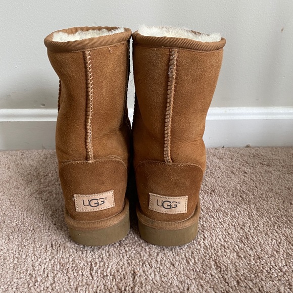 ugg’s - Picture 2 of 2
